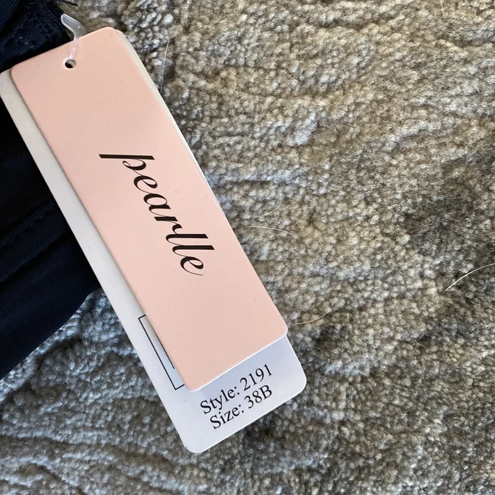 Bra - Picture 2 of 4